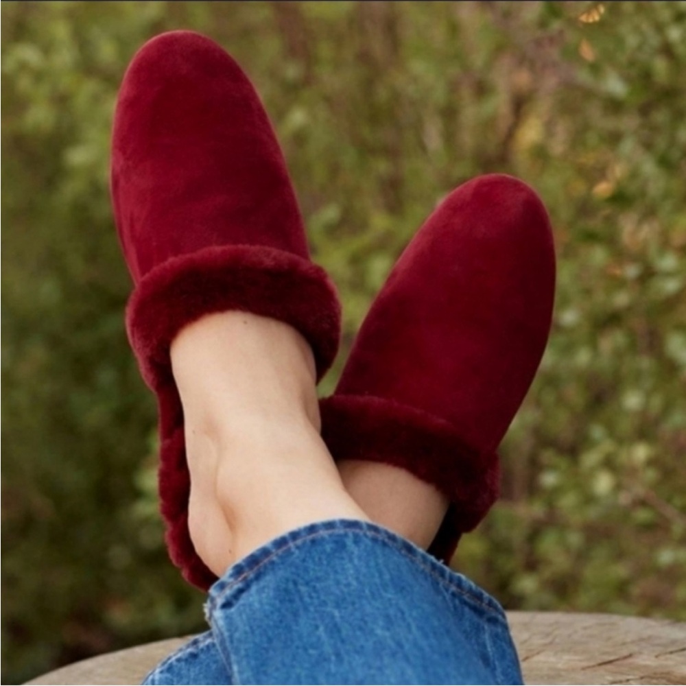NEW Birdies The Songbird Merlot Faux Fur Ruby Red Slip on Slippers Women’s 5.5